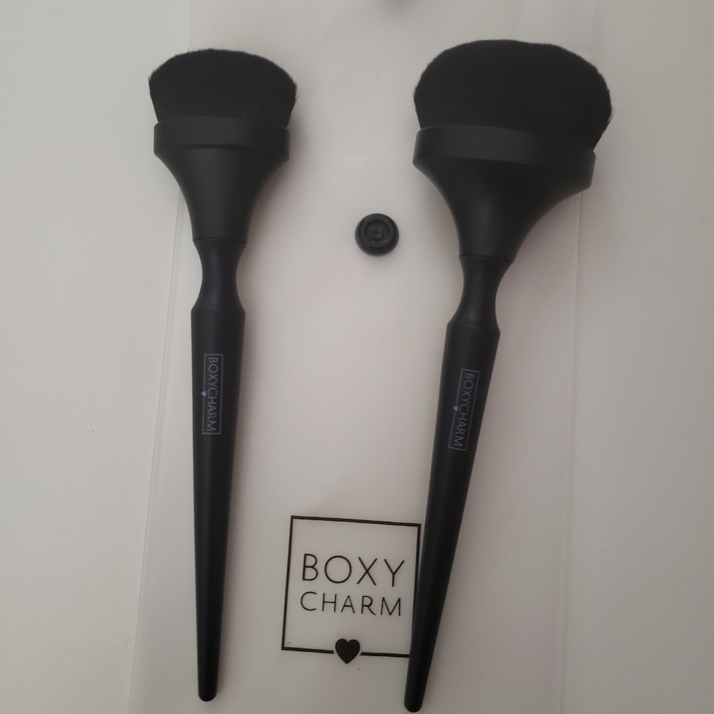 2 Boxycharm Brushes